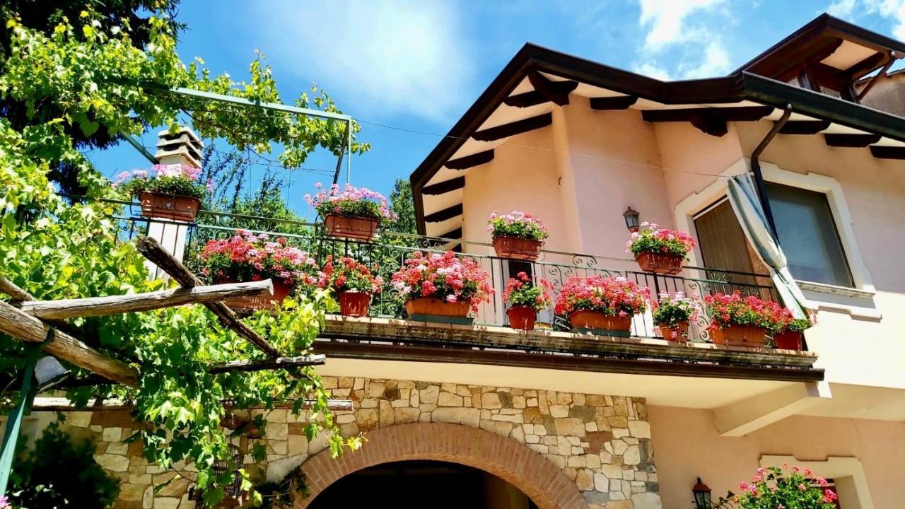 Bed and Breakfast Il Ritrovo Delle Volpi Agerola Exterior foto