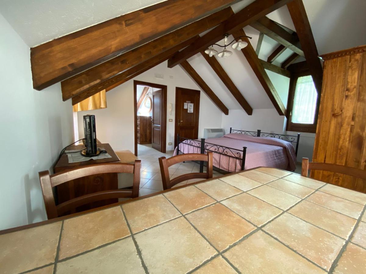 Bed and Breakfast Il Ritrovo Delle Volpi Agerola Exterior foto