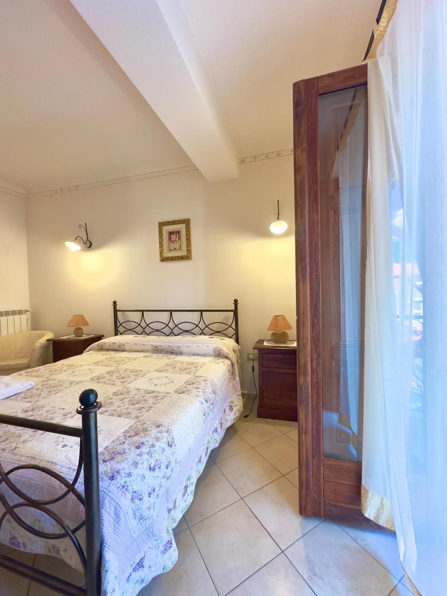Bed and Breakfast Il Ritrovo Delle Volpi Agerola Exterior foto